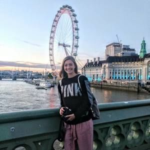 Meet your Posher, Alexi